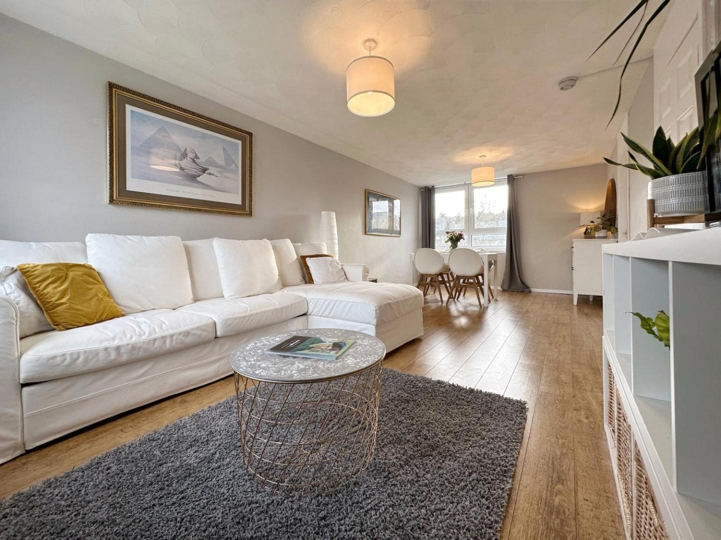 Scandi Style Apartment With Stunning Views Лінлітґоу Екстер'єр фото